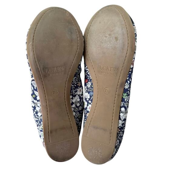 J.Crew Liberty Floral Ballet Flat Fabric and Patent Leather Upper Navy Blue, 7.5 - Picture 7 of 9